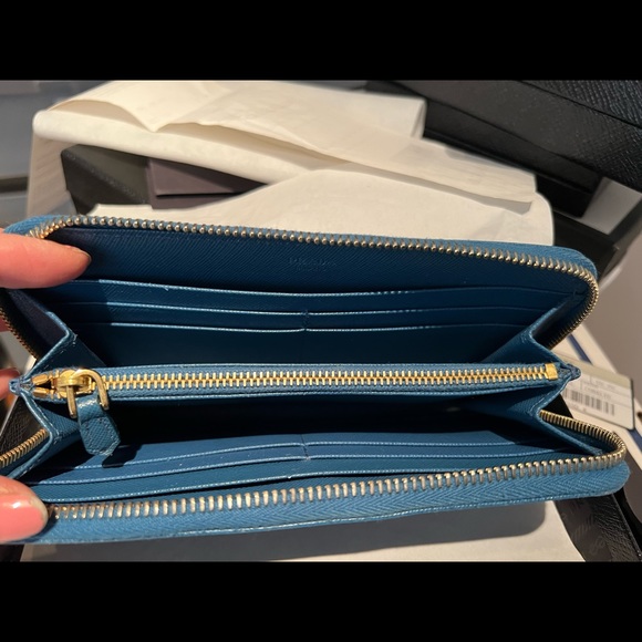 Prada cobalt blue long zip around saffiano leather wallet - Picture 3 of 3